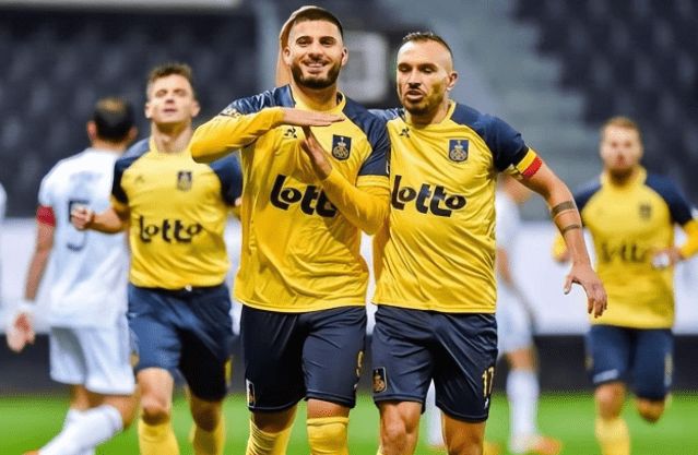 印证了他在 印证了他在