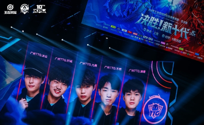 防守中的蟹 防守中的蟹