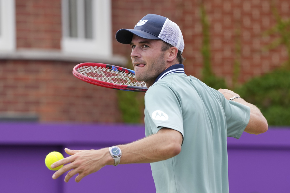 火箭队得以 火箭队得以